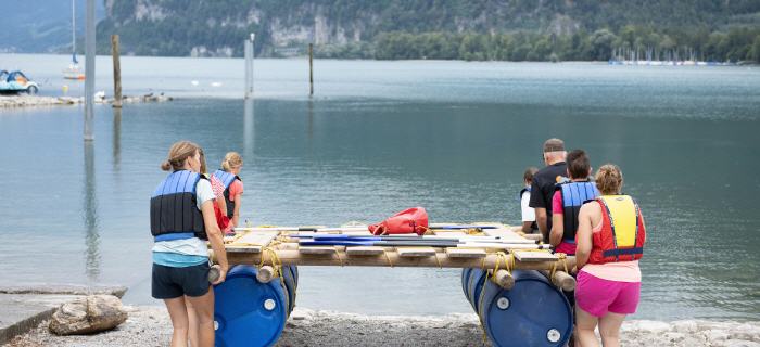 Teamausflug Flossbau